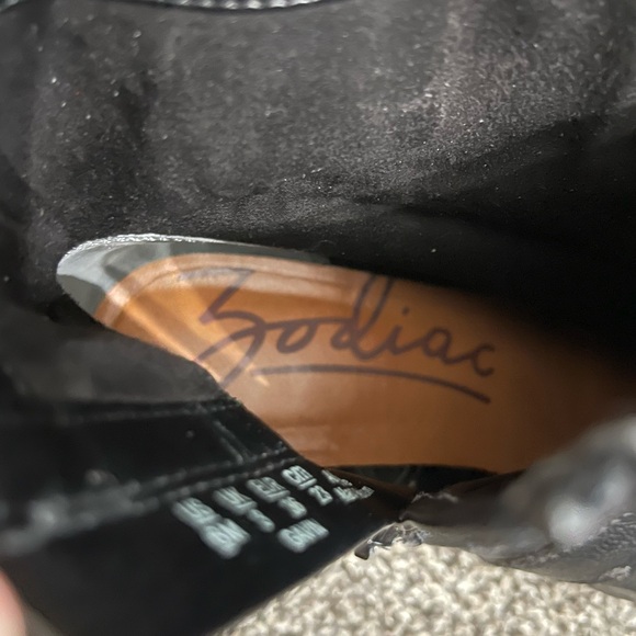 Zodiac black moto zipper buckle boots 6 - Picture 3 of 12